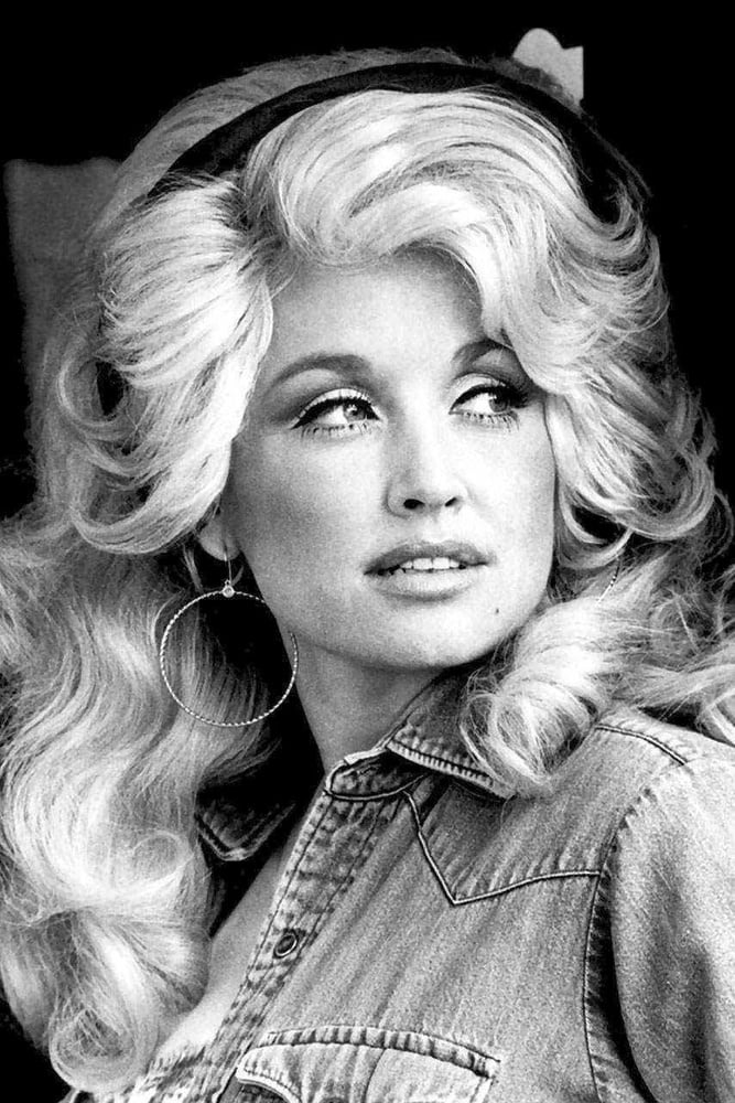 Young Dolly Parton #90743028