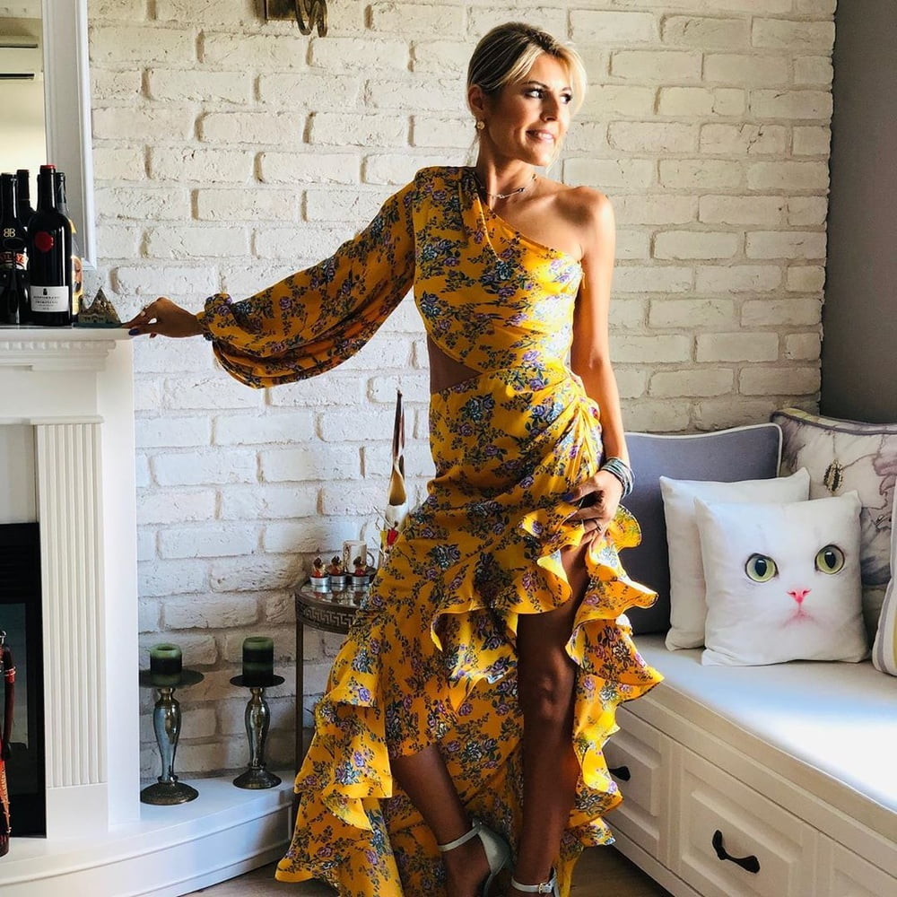 Sexy türkische milf ahu
 #98883786