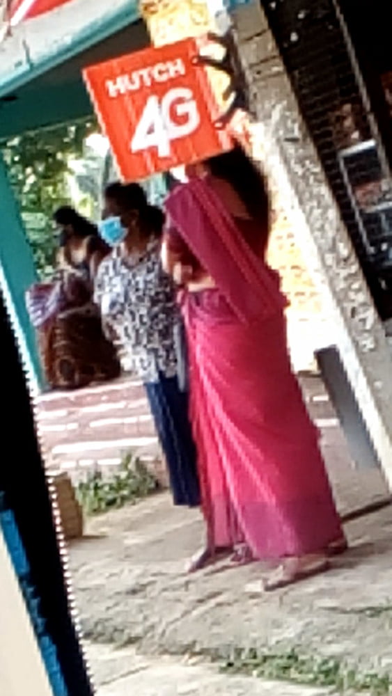 Sl hot saree road capture fb 5
 #81913238