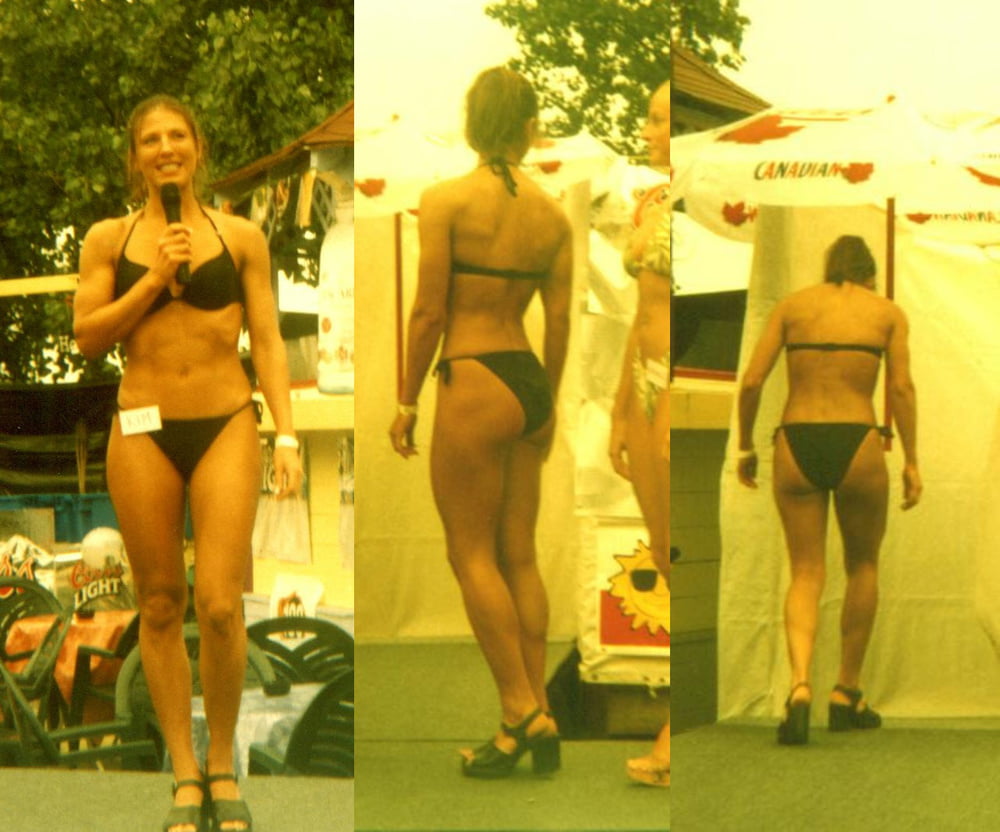 Kim travaille minuscule bite noire durcissant bikini à barrangas
 #99301506