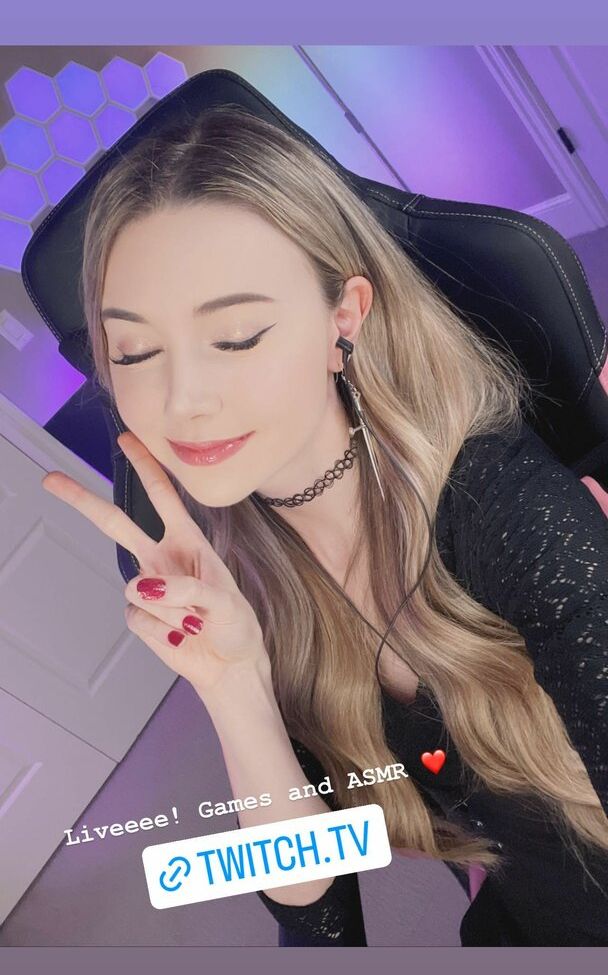 Dizzykitten desnuda #109341009