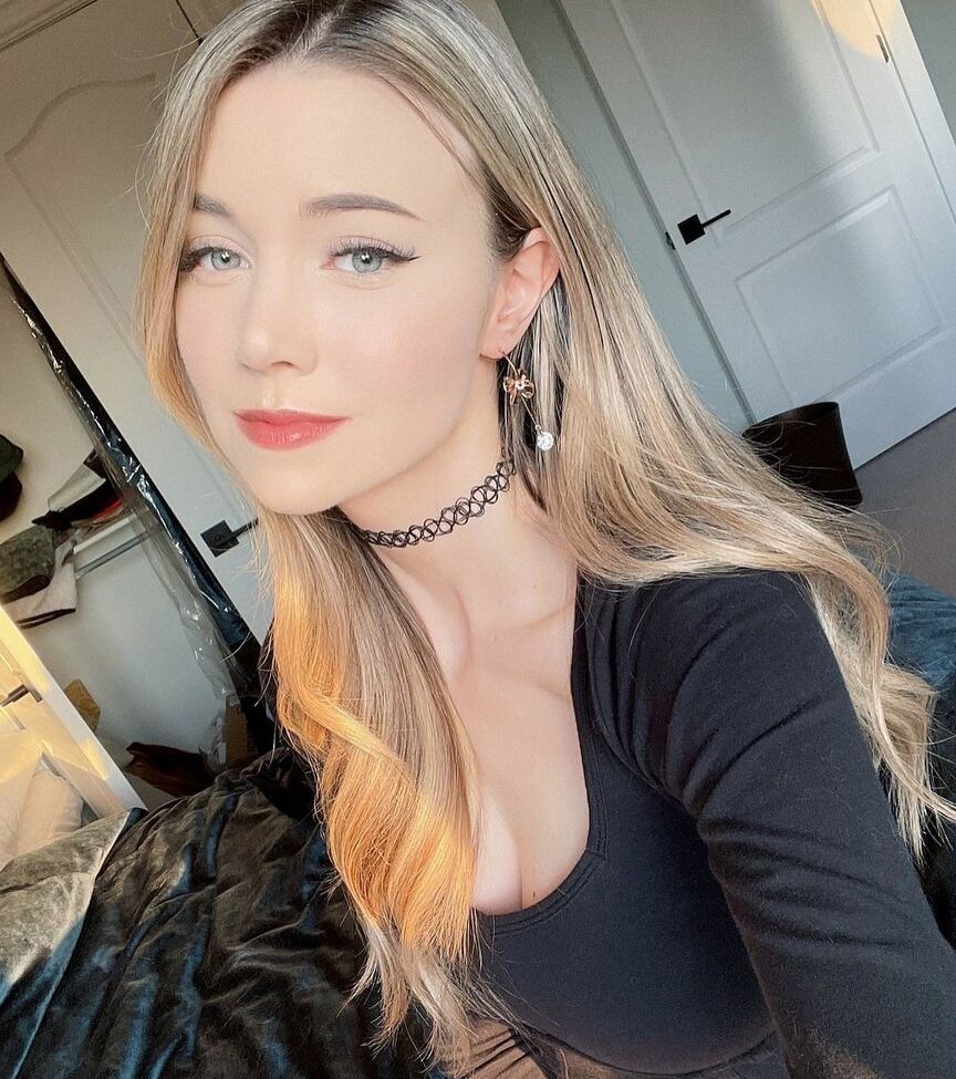 Dizzykitten nude #109341074