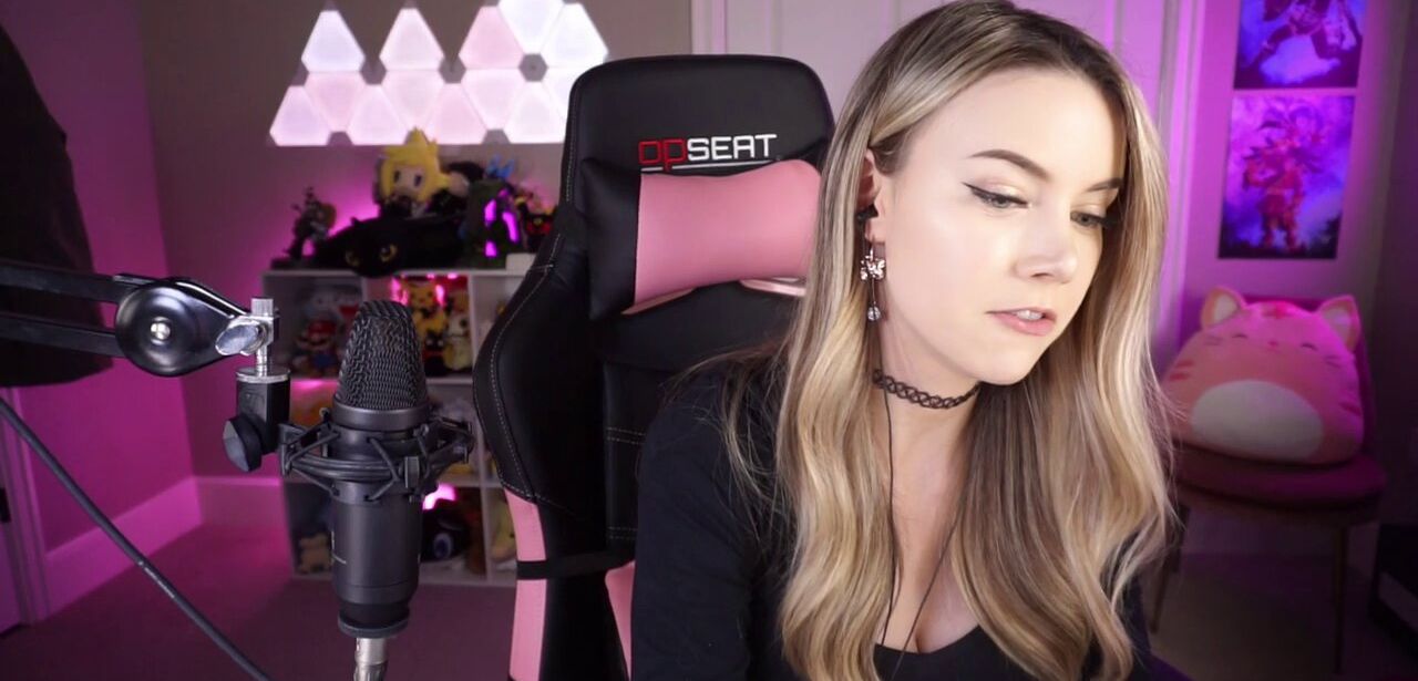 Dizzykitten nude #109341075