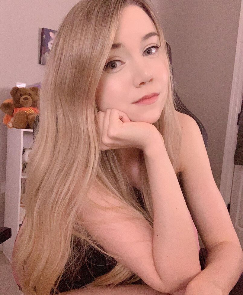 Dizzykitten desnuda #109341107