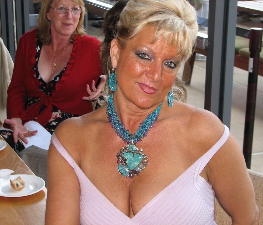 amateur milf cleavage collection #97709301