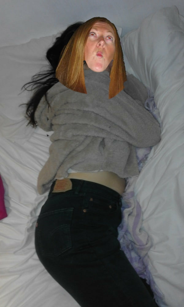 Fake pics if emma jane redhead in her sexy levi's
 #91431906