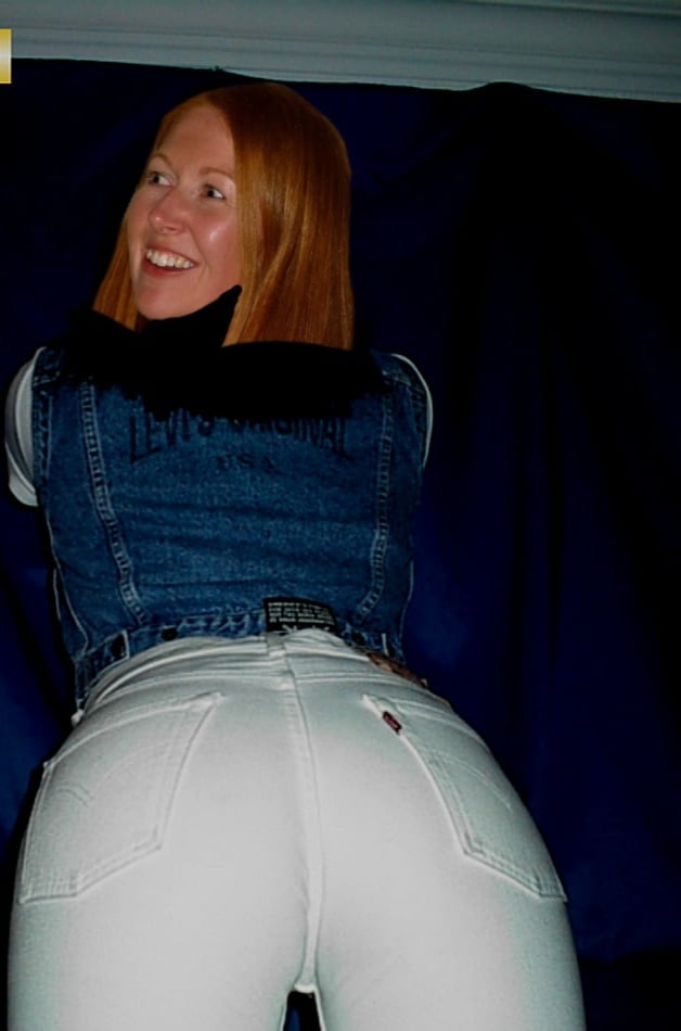 Fake pics if emma jane redhead in her sexy levi's
 #91431952