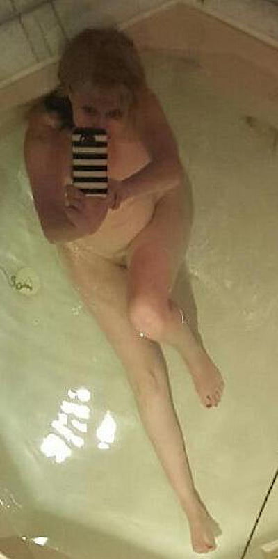 26.esposa canadiense y su marido
 #100495569