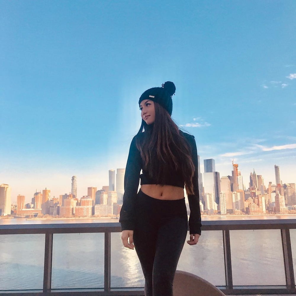 Insta-Babe 23
 #101105966