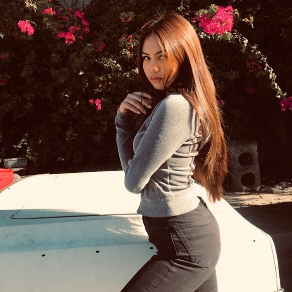 Insta-Babe 23
 #101105977