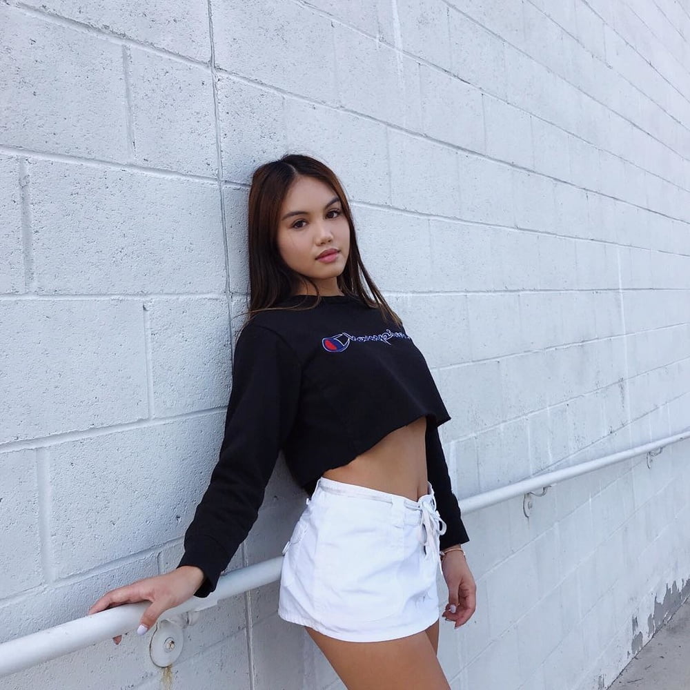 Insta-Babe 23
 #101106127