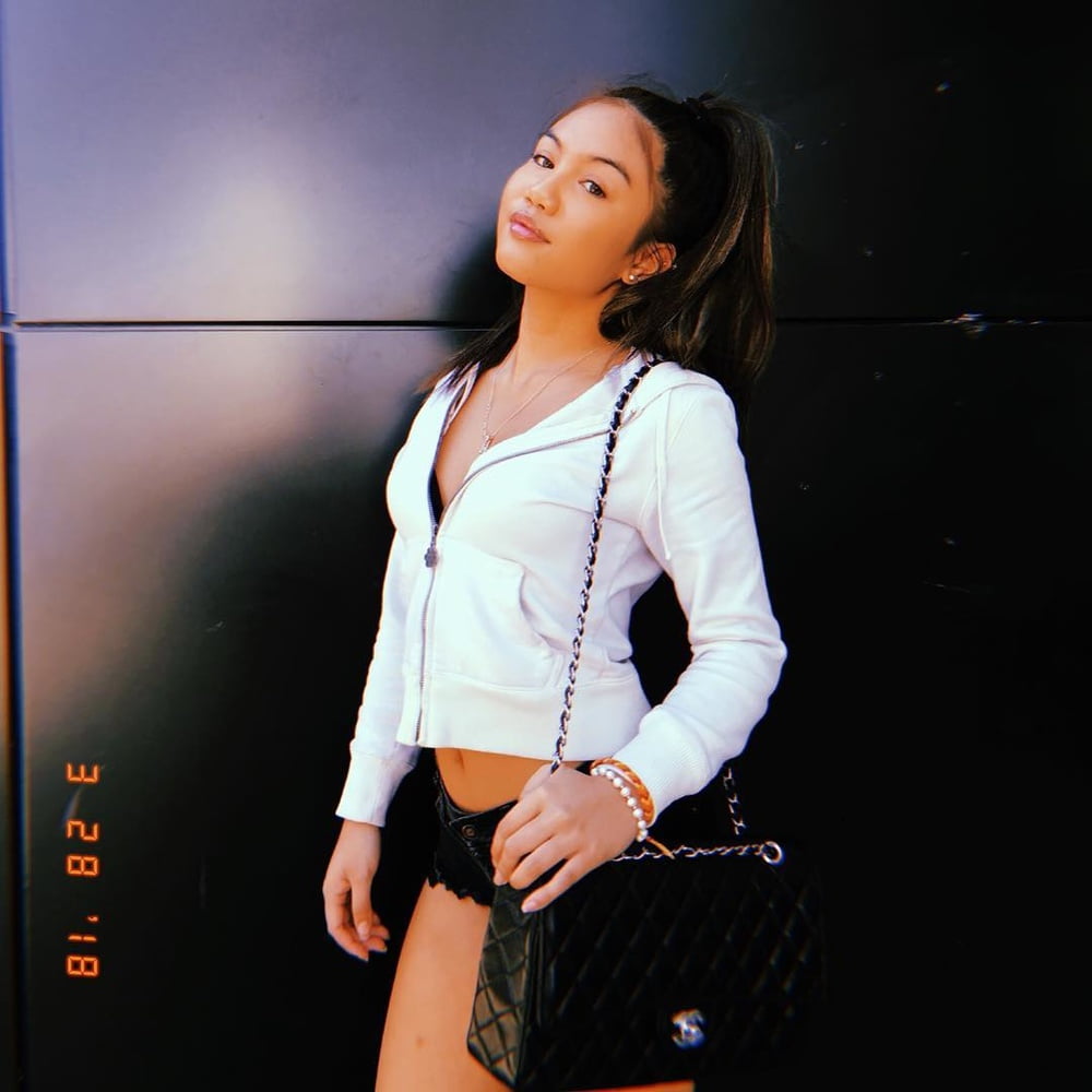 Insta-Babe 23
 #101106254