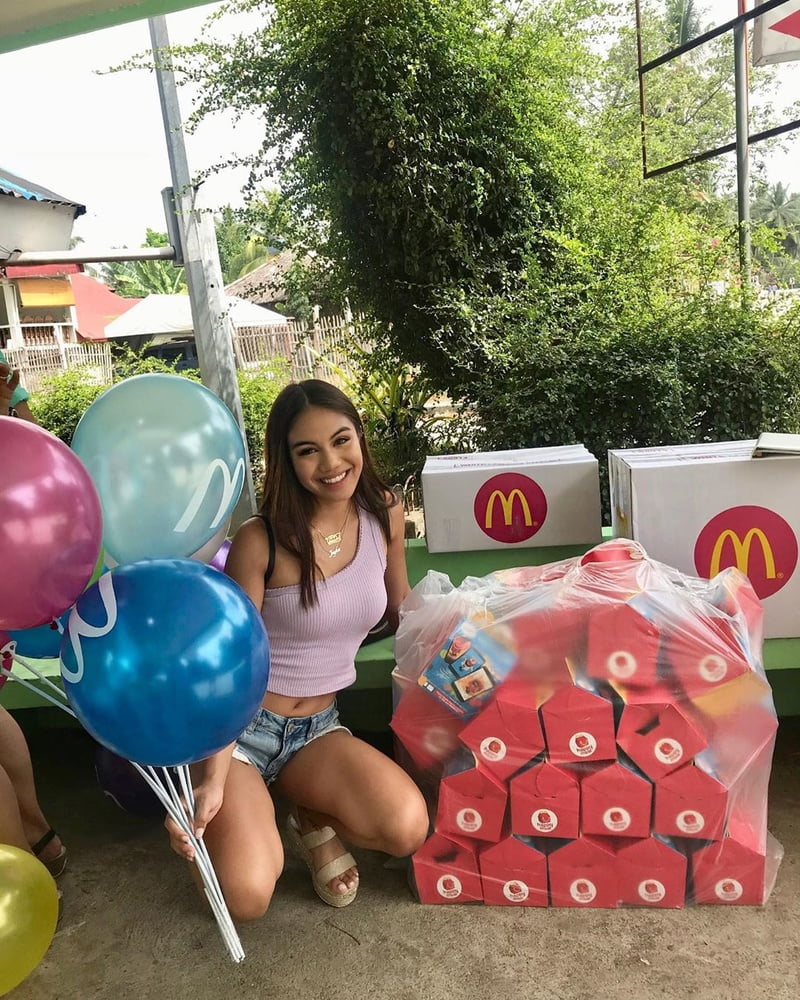 Insta-Babe 23
 #101106446