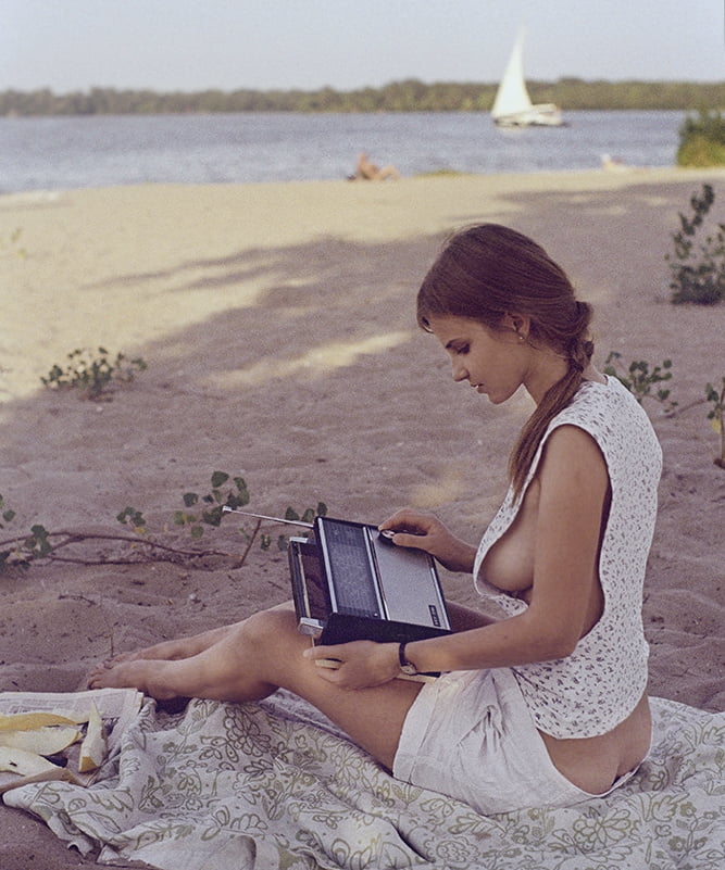 Sideboobs 2
 #88080964