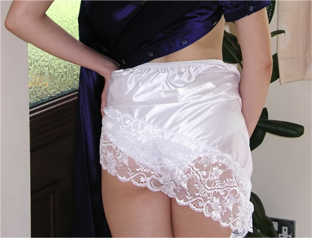 Lacy lingerie sexy slips soyeuse culotte et plus
 #100495501