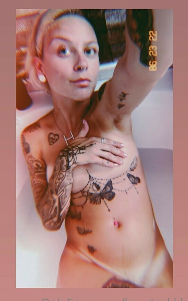 Love After Lockup desnuda #109096043