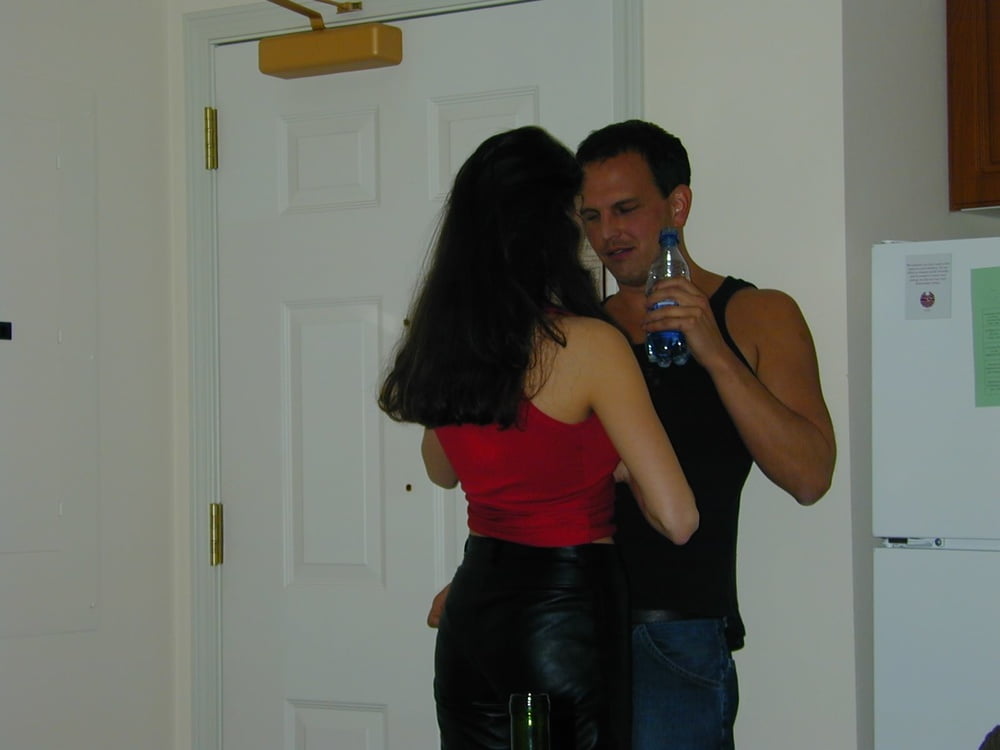 Amateur 27 #88874047