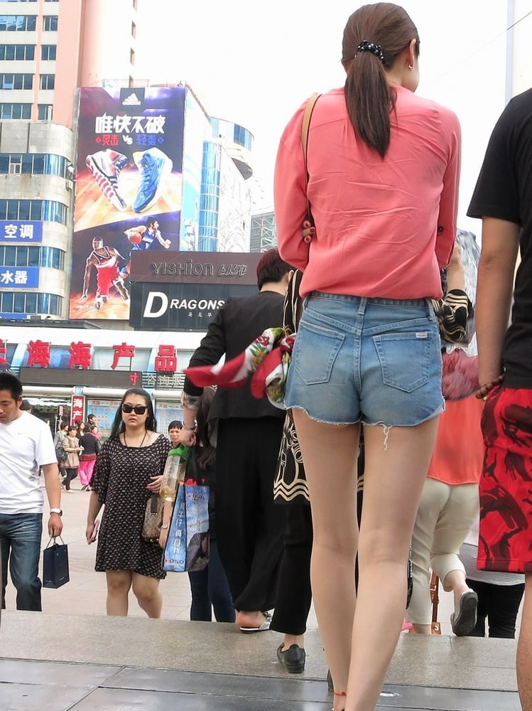 Voyeur: chinese small bums in shorts...
 #87969230