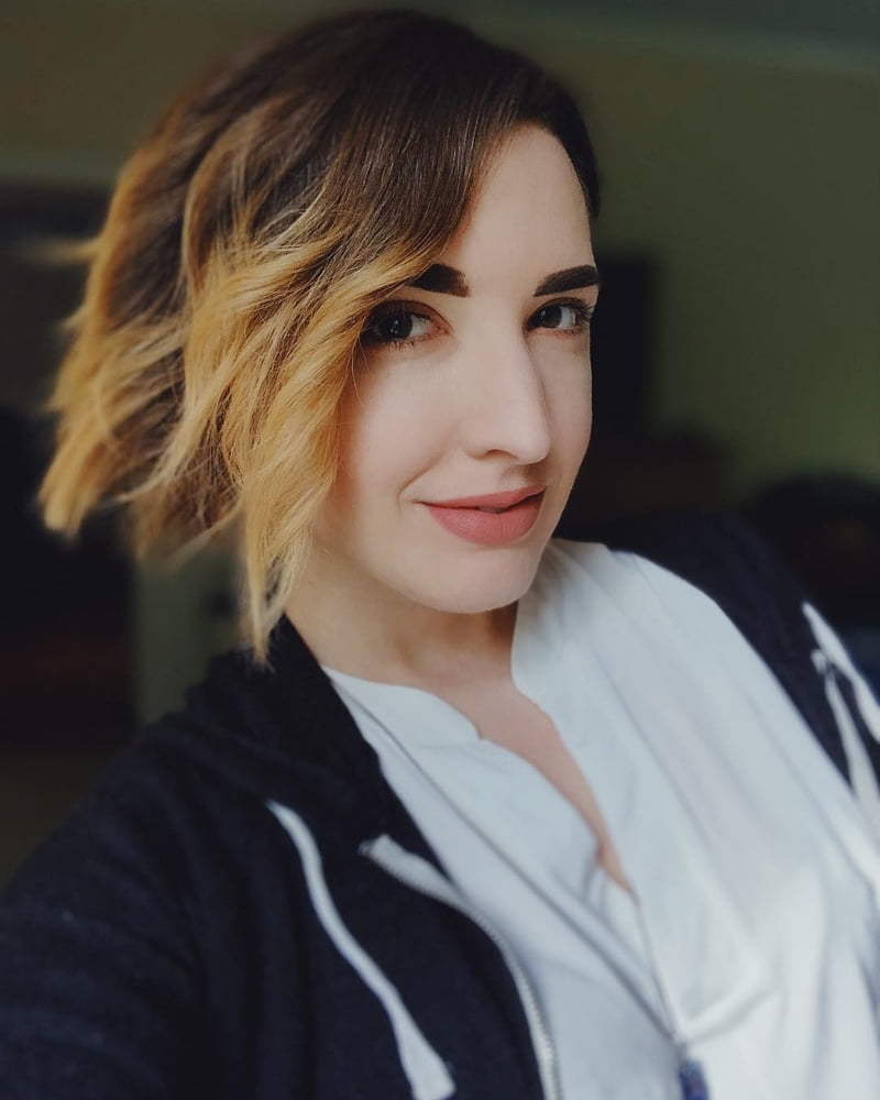 Nerd Milf #103238017