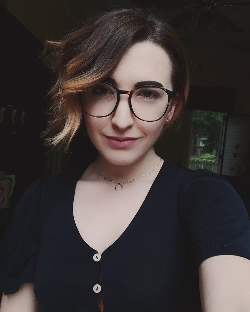 Nerd Milf #103238036