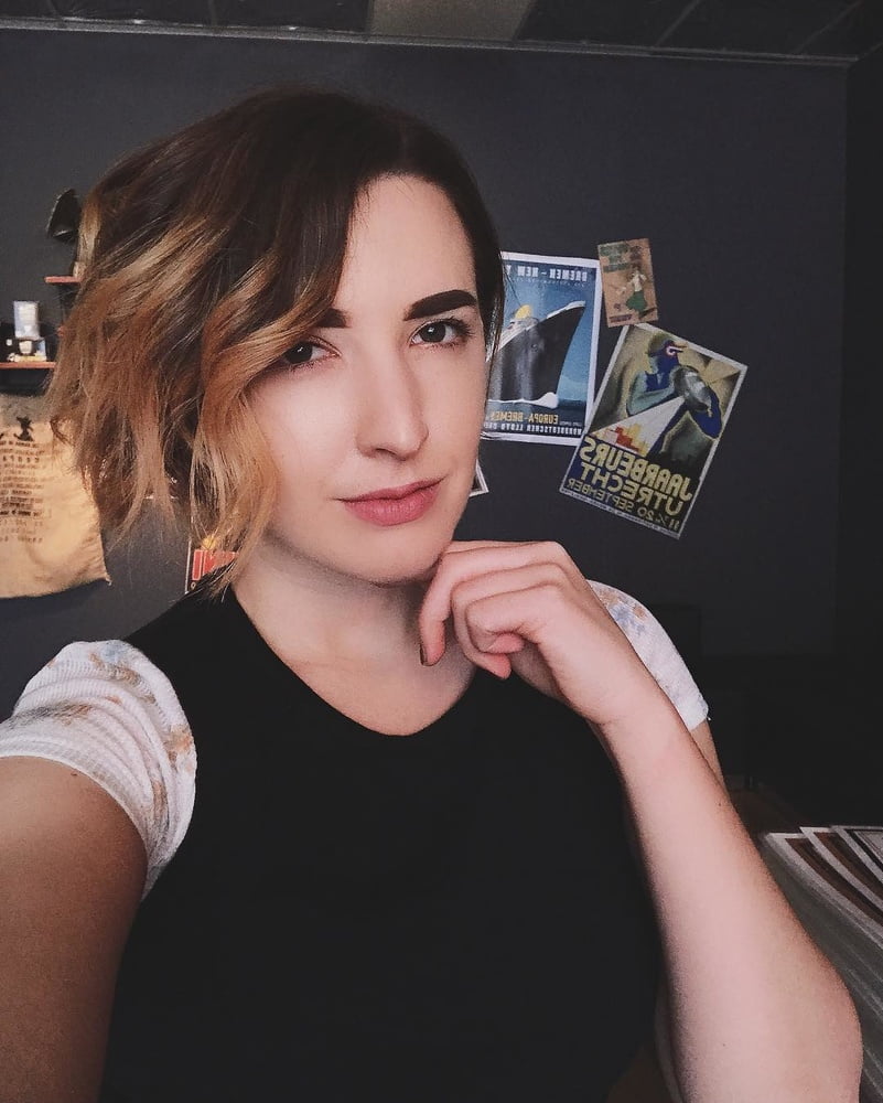 Nerd Milf #103238103