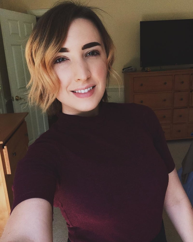 Nerd Milf #103238109