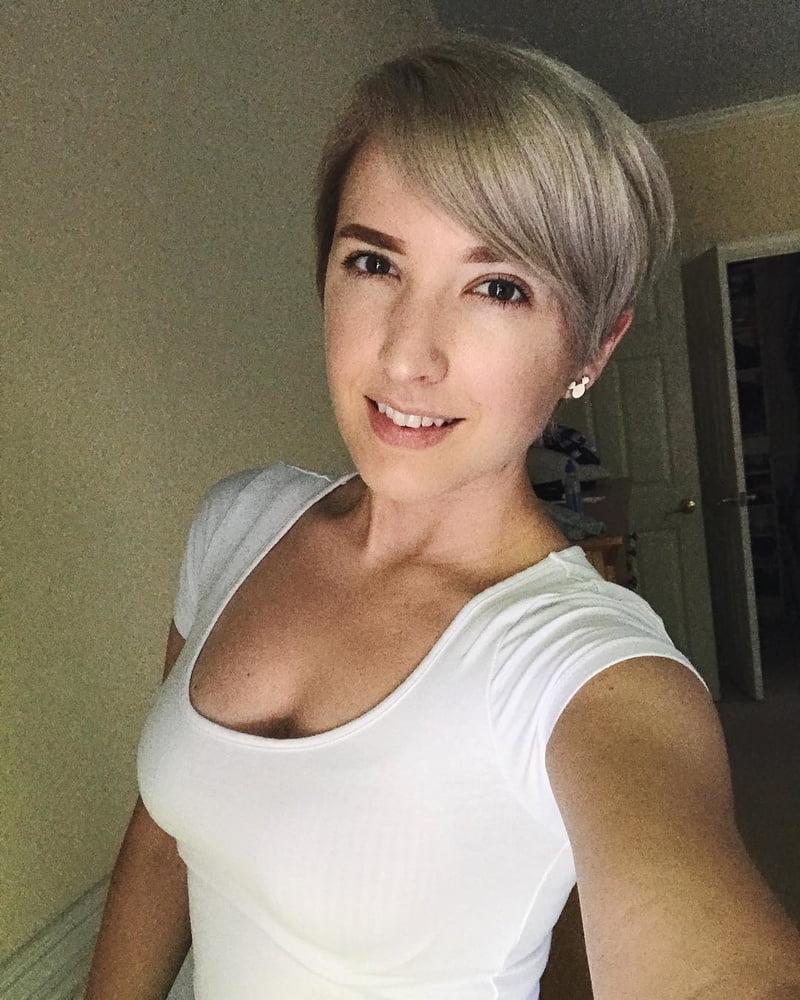 Nerd Milf #103238130