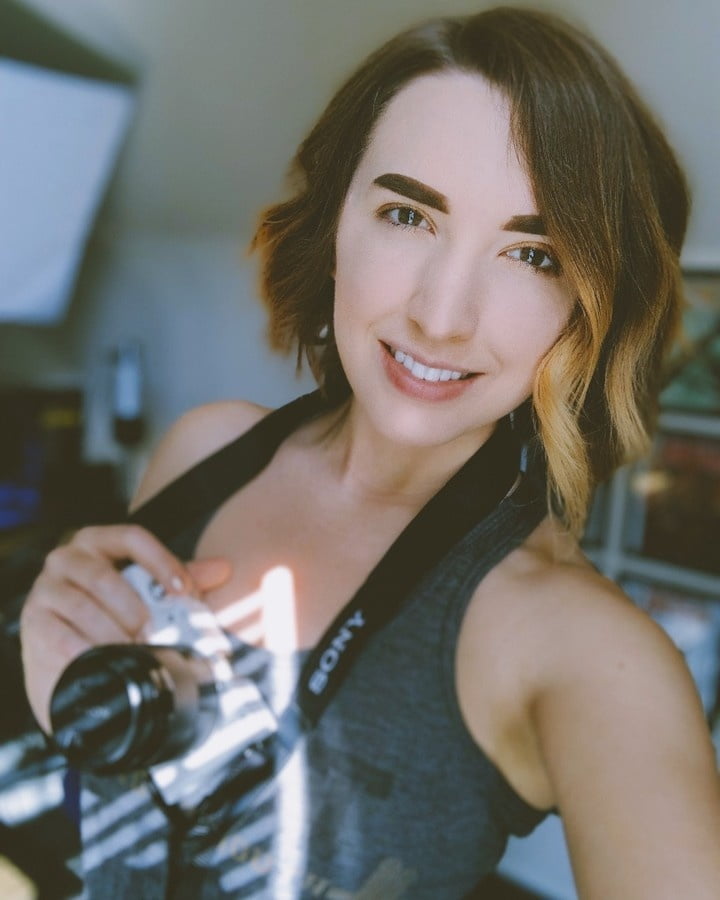 Nerd Milf #103238169