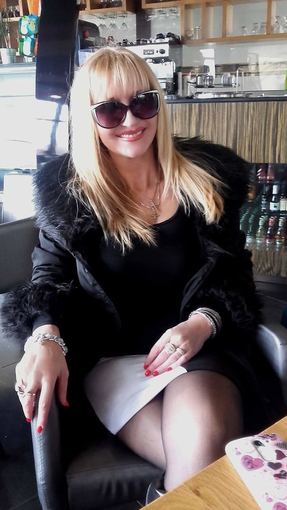 Milfs caliente ii
 #93511816