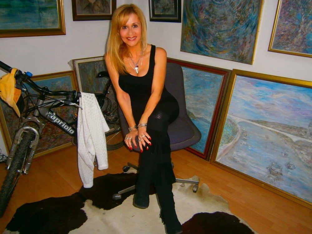 Milfs caliente ii
 #93511831