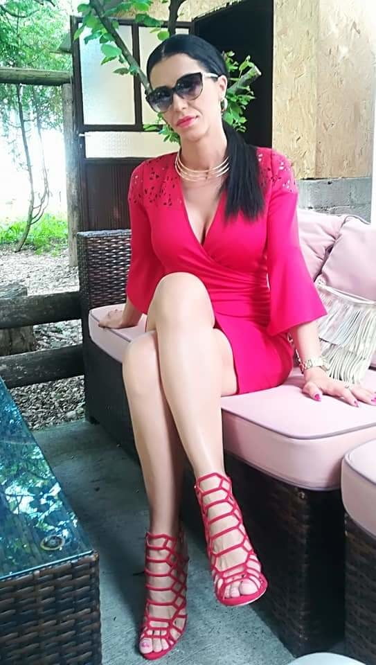 Milfs caliente ii
 #93511933