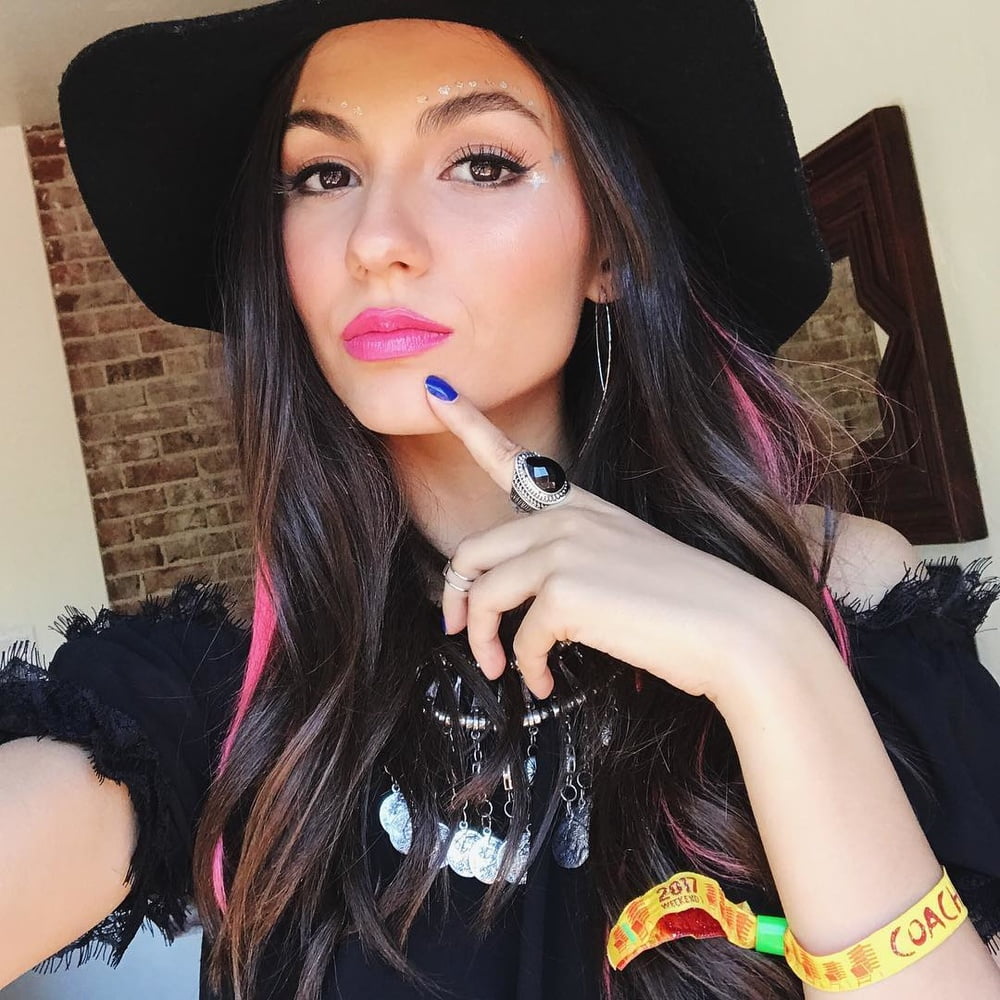 Victoria Justice #99914792