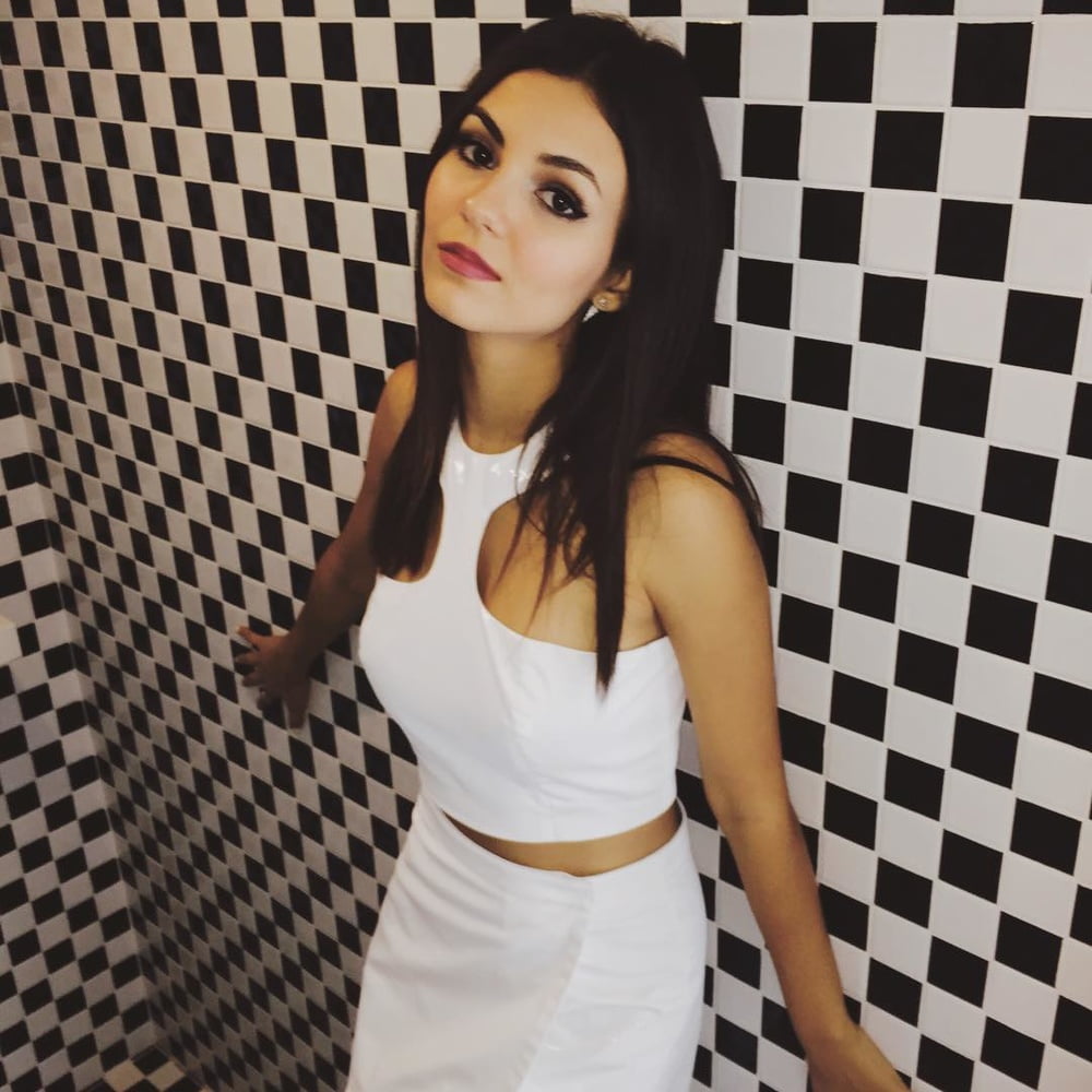 Victoria Justice #99914981