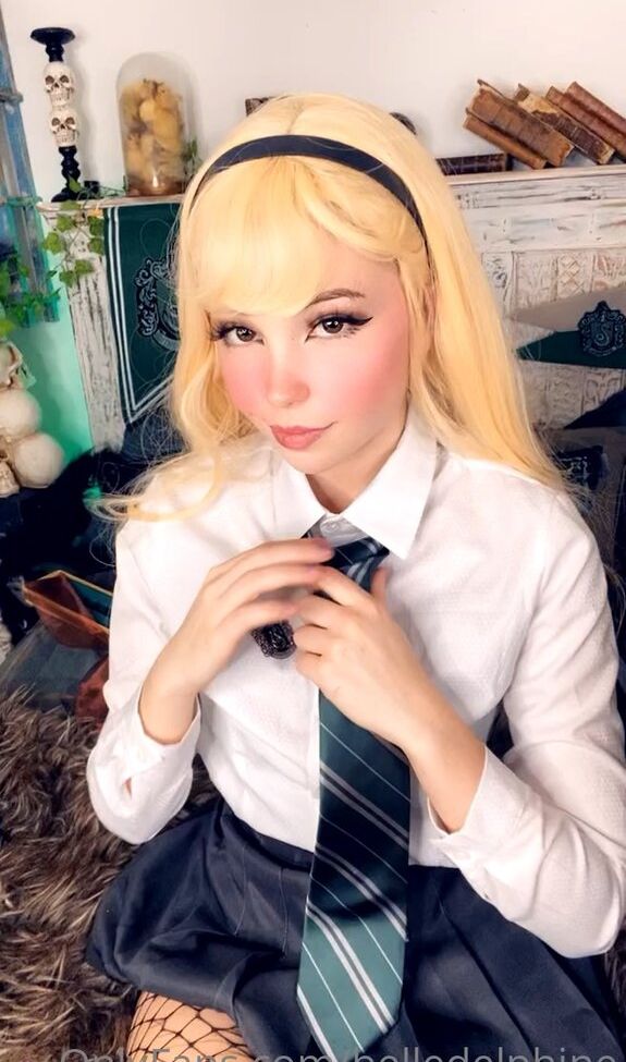 Belle Delphine desnuda #107560208