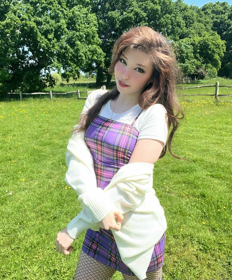 Belle Delphine desnuda #107560237