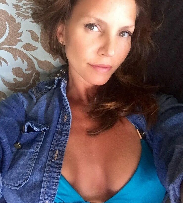 Charisma Carpenter desnuda #109140560
