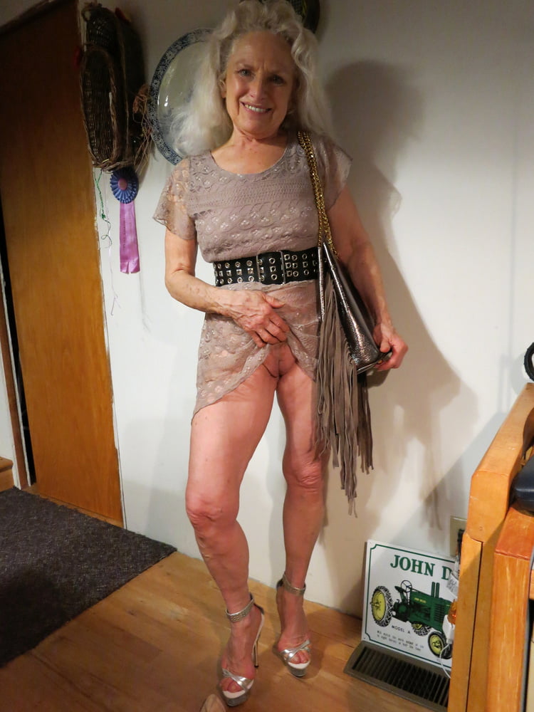 Only Hot Grannies And Matures In Solo Mix #9 - GregRotten #95851547