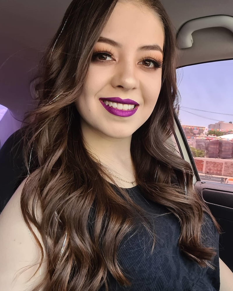 Mis fotos (my pictures) #87370058