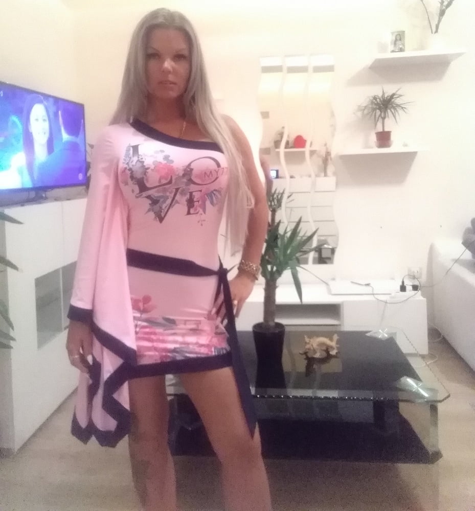 HUN magyar sexy milf 77 golddigger slut mom
 #90194829