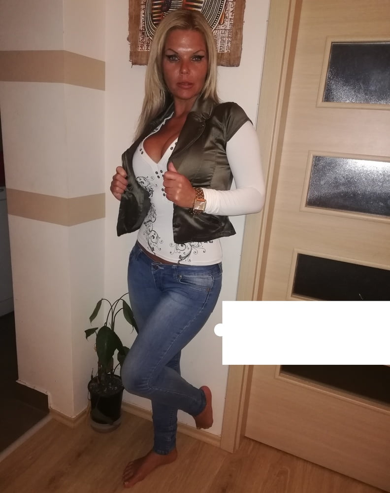 Hun magyar sexy milf 77 golddigger slut mamma
 #90194840