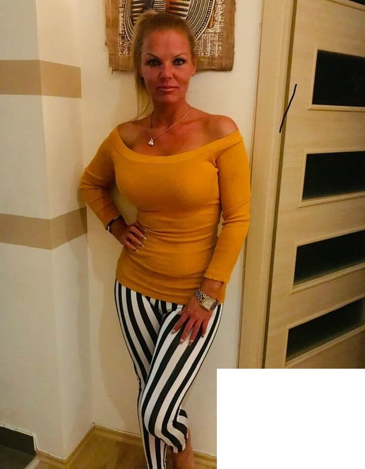 Hun magyar sexy milf 77 golddigger slut mamma
 #90194863