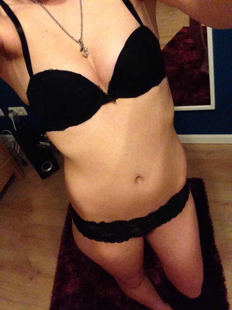 Sandra.R #81712555