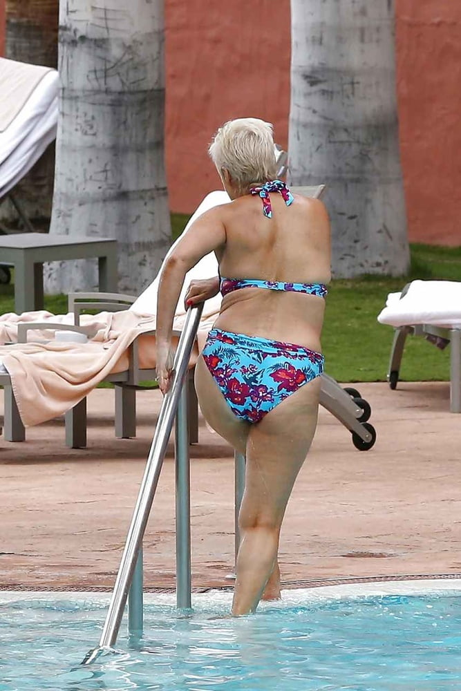 Denise Welch
 #87680033