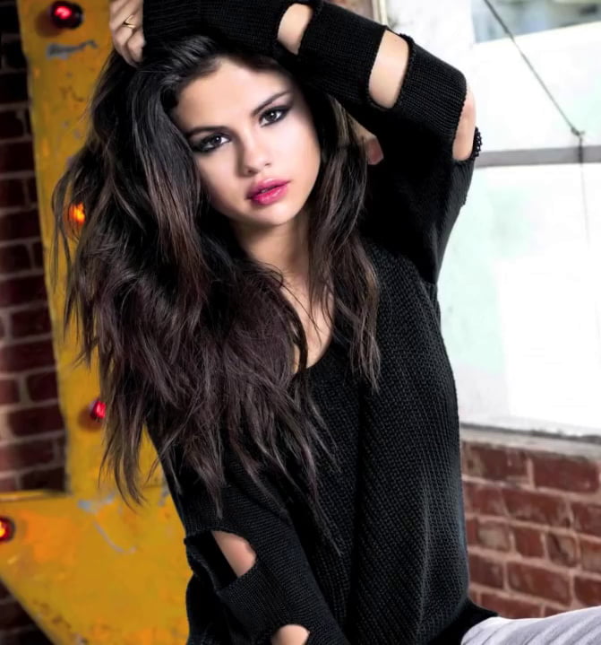 Selena
 #103959250