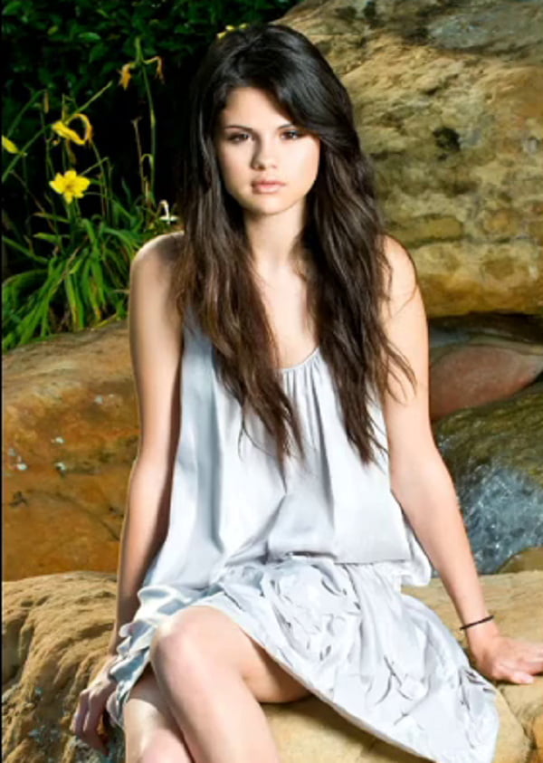 Selena #103959351