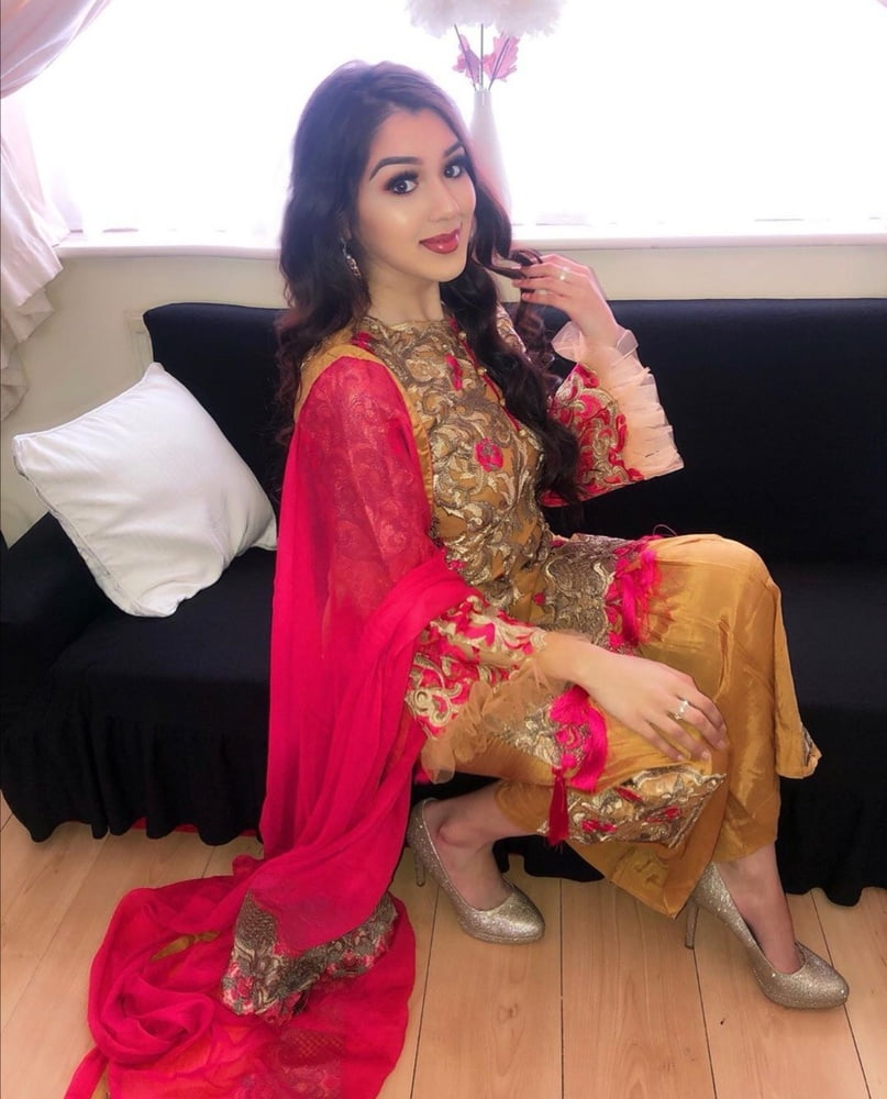 Hottest pakistani girls random sexy paki
 #105687913