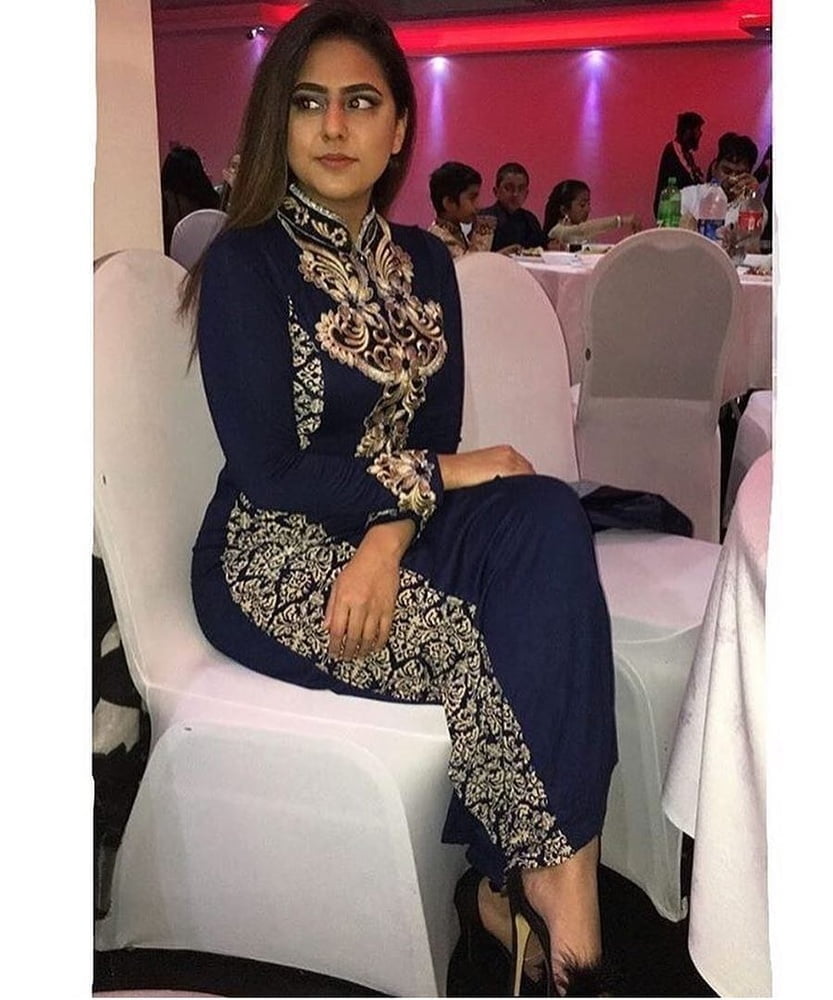 Hottest Pakistani Girls Random Sexy Paki #105688132