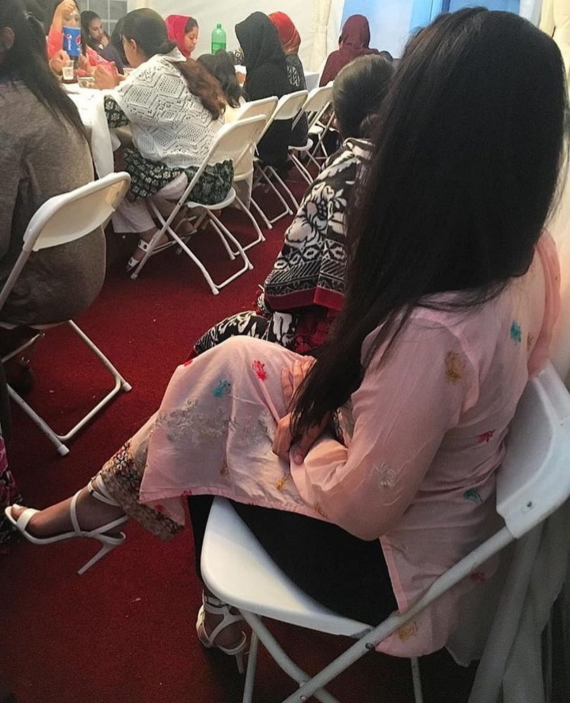 Heißesten pakistanischen Mädchen zufällig sexy paki
 #105688134
