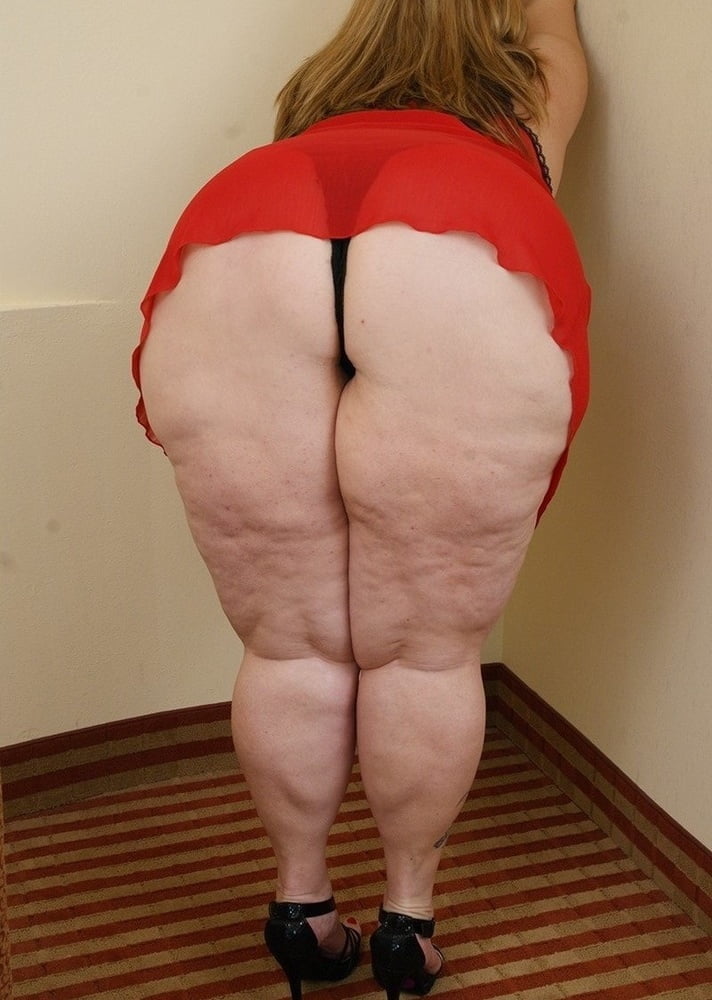 Fianchi larghi - curve sorprendenti - ragazze grandi - culi grassi (4)
 #99091054