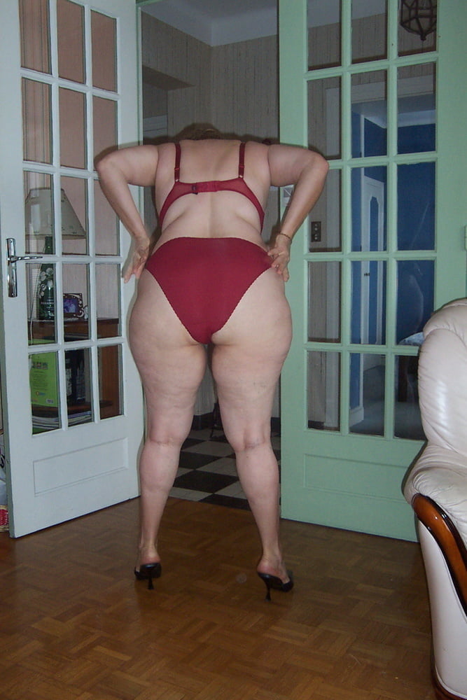 Fianchi larghi - curve sorprendenti - ragazze grandi - culi grassi (4)
 #99092745